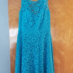 New David's Bridal Malibu Blue dresses size 4 &14